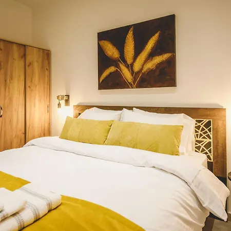 καλλιστώ * نافبليو